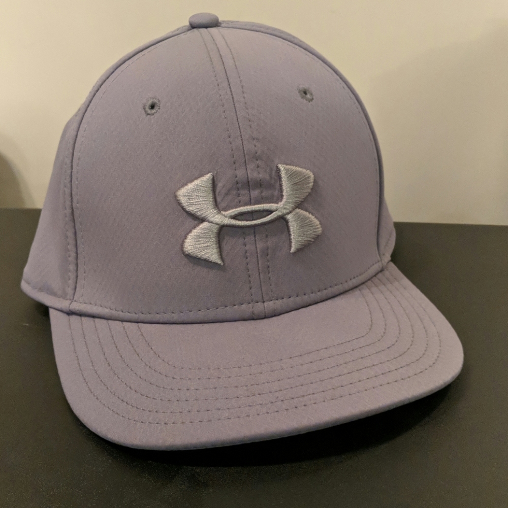 Men's Large Gray Under Armour Hat